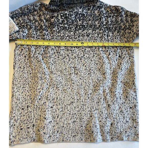 Athleta Turtleneck Ombre Sweater L Wool Cashmere Blend Black To White EUC - Picture 7 of 7